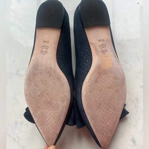 Tory Burch Navy Rosalind Pointed Toe Bow Flats sz 6.5 - Picture 9 of 9